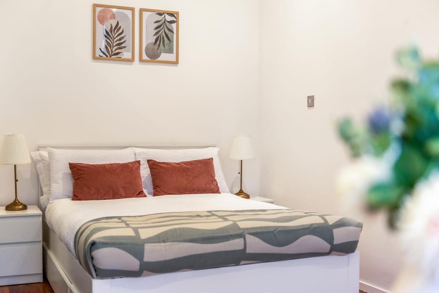 Easy 8mins Walk To Hyde Park, 13mins Walk To Oxford Street Londres