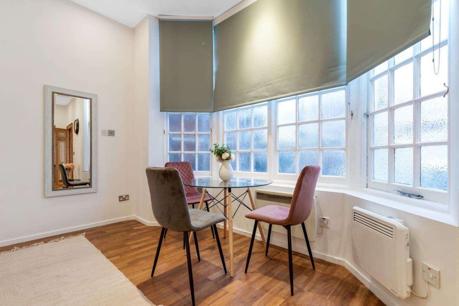 Easy 8mins Walk To Hyde Park, 13mins Walk To Oxford Street Apartamento